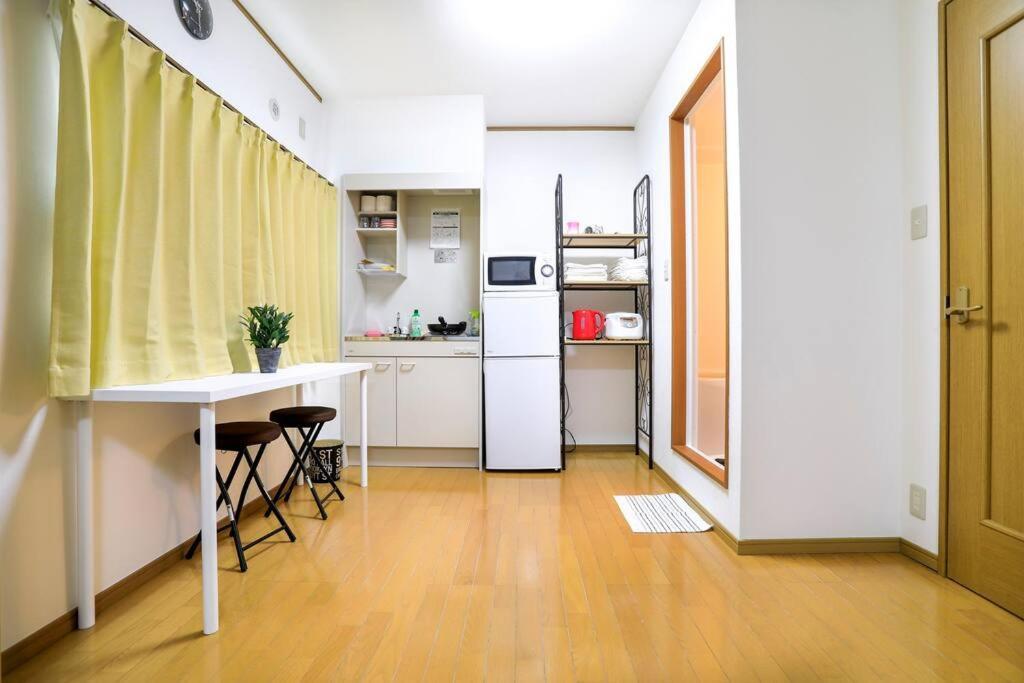 鶴橋駅徒歩2分 トイレ浴室複数あり3階建て一軒家車庫付き Apartment Osaka Exterior photo